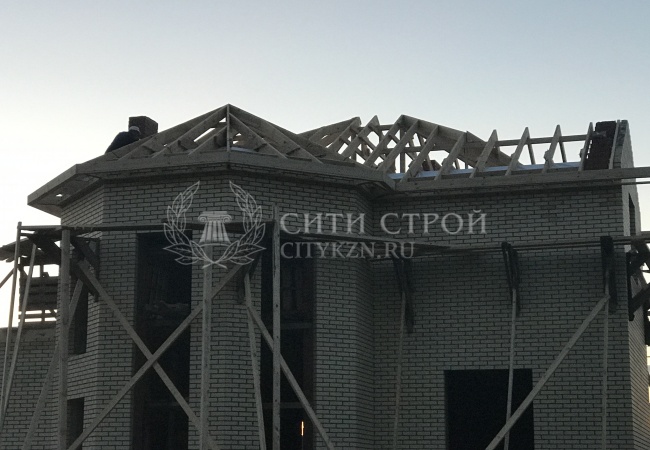 монтаж стропильной системы